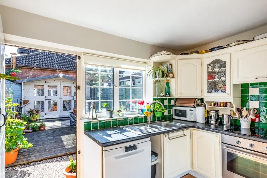 West Street, Steeple Claydon, MK18, photo 11