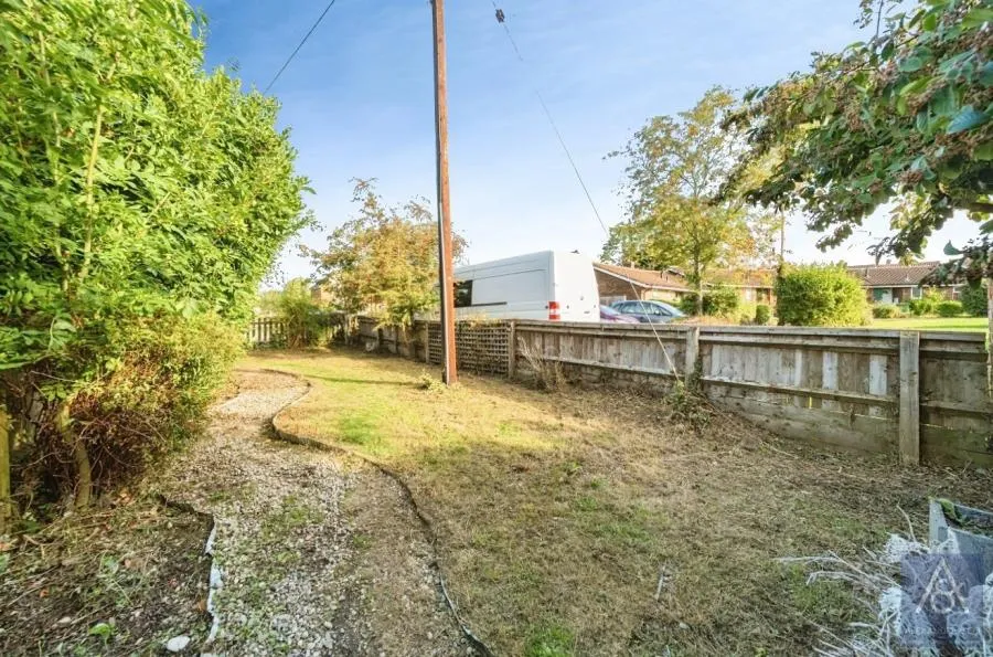 West Street, Steeple Claydon, MK18, photo 10
