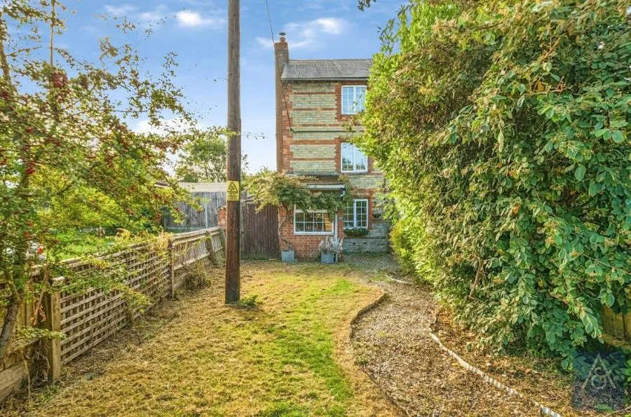 West Street, Steeple Claydon, MK18, photo 16
