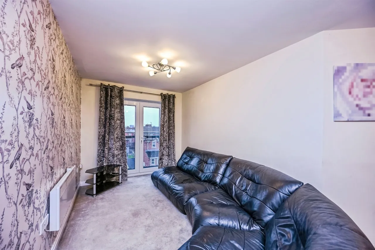 Mystery Close, Liverpool, L15, photo 2