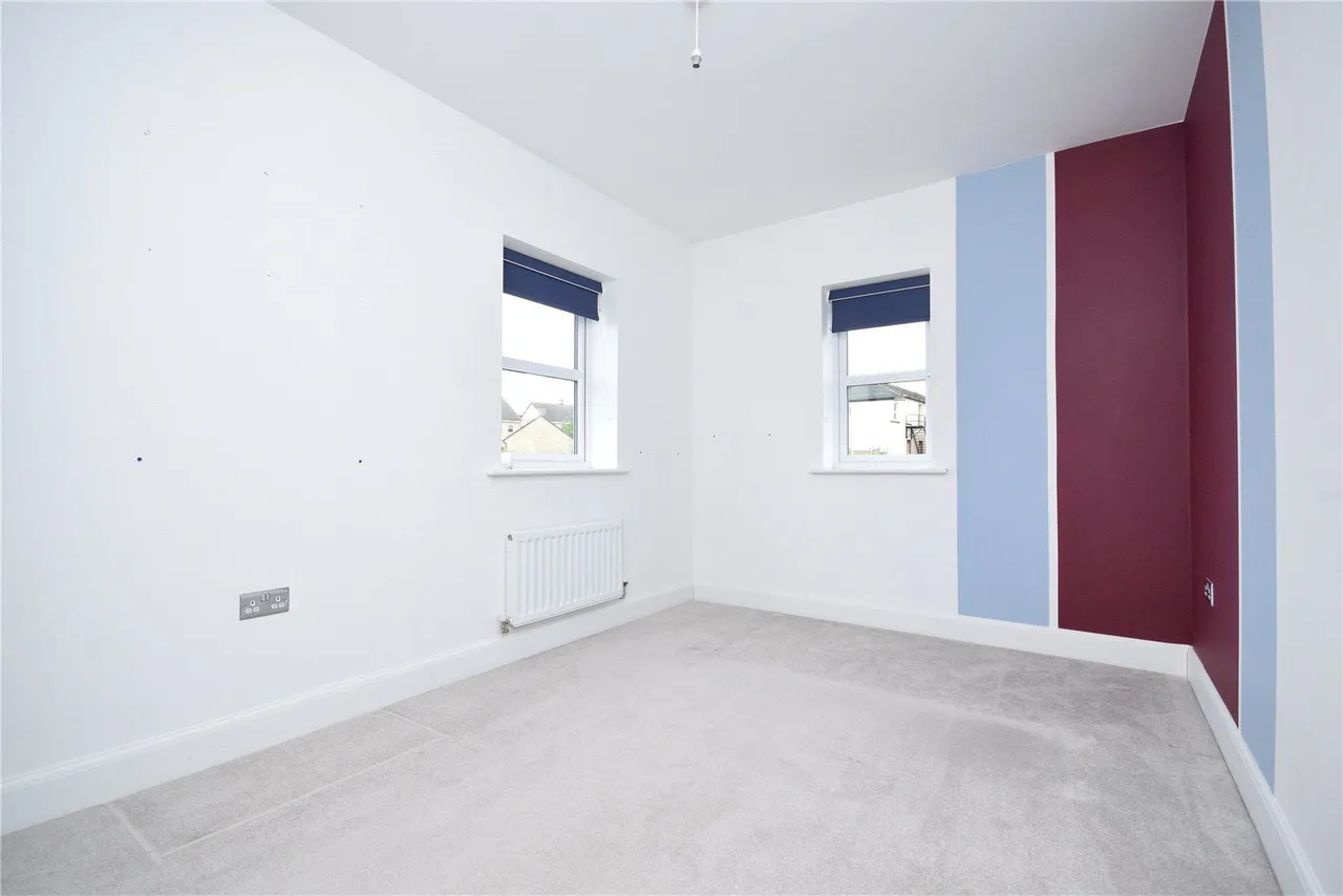 Crocus Drive, Drighlington, BD11, photo 14