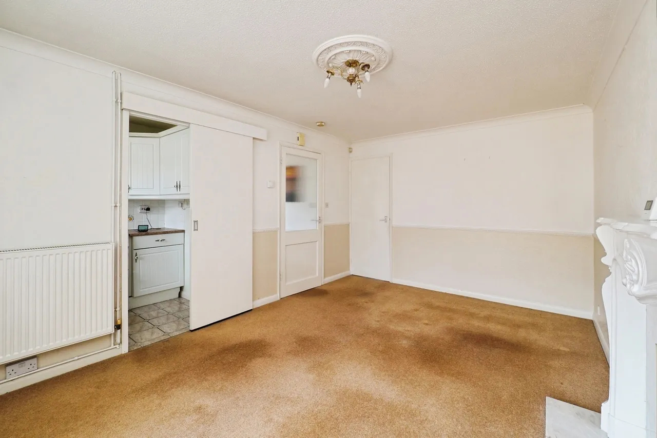 Chesham Drive, Bramcote, Nottingham, NG9, photo 6