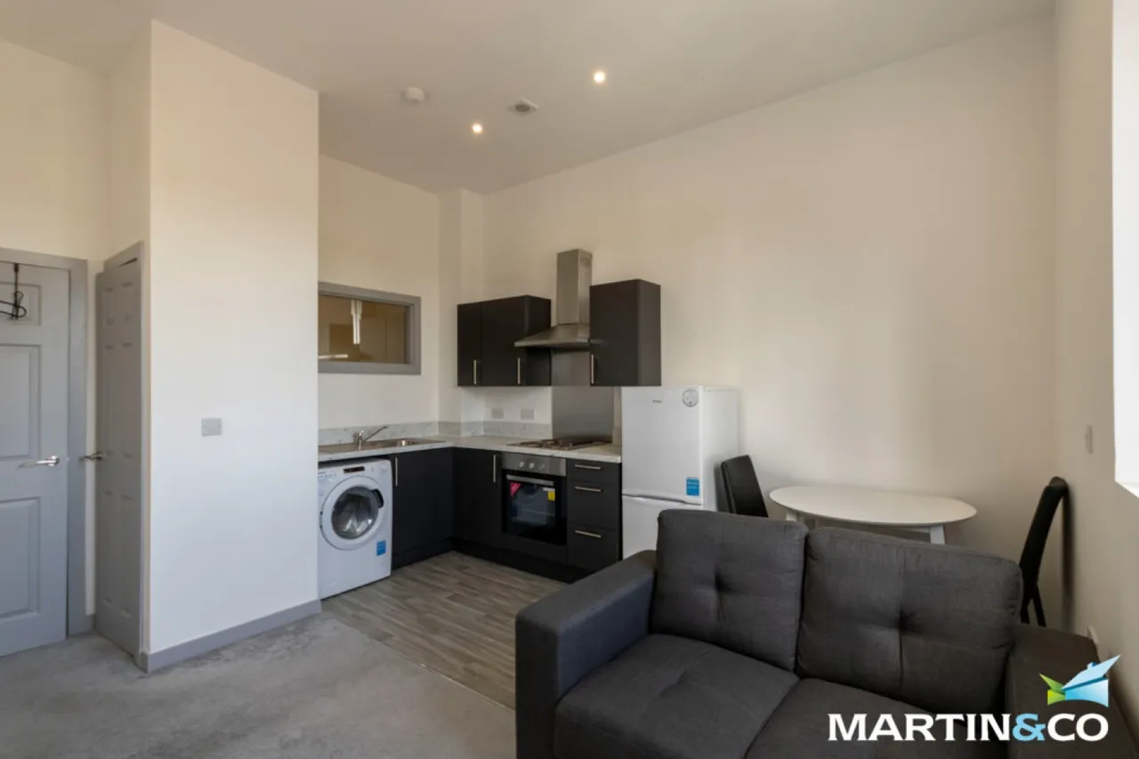 Dudley Road, Brierley Hill, DY5, photo 3