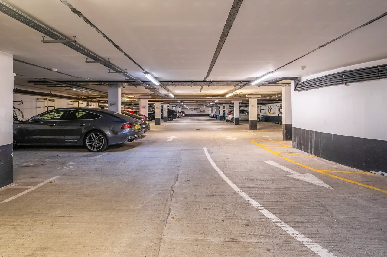 Brewhouse Lane, London, SW15, photo 12