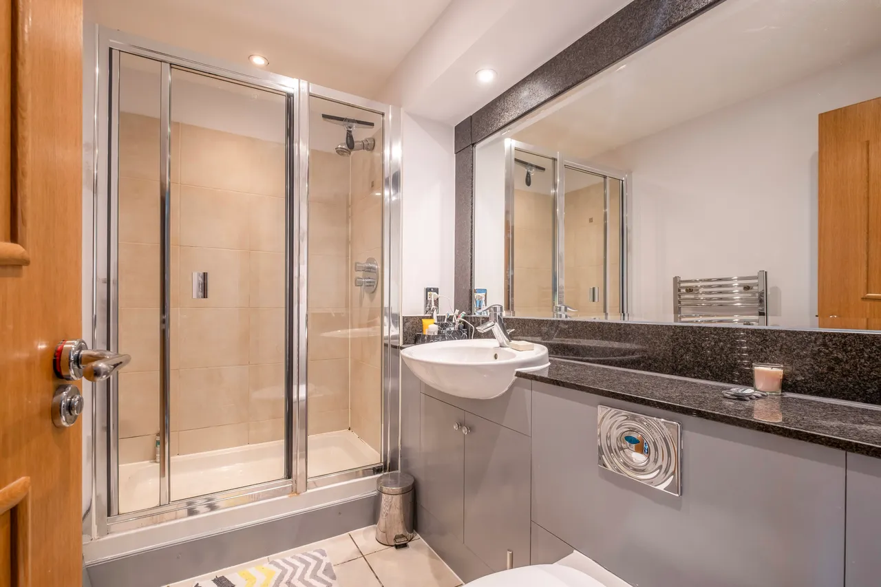 Brewhouse Lane, London, SW15, photo 8