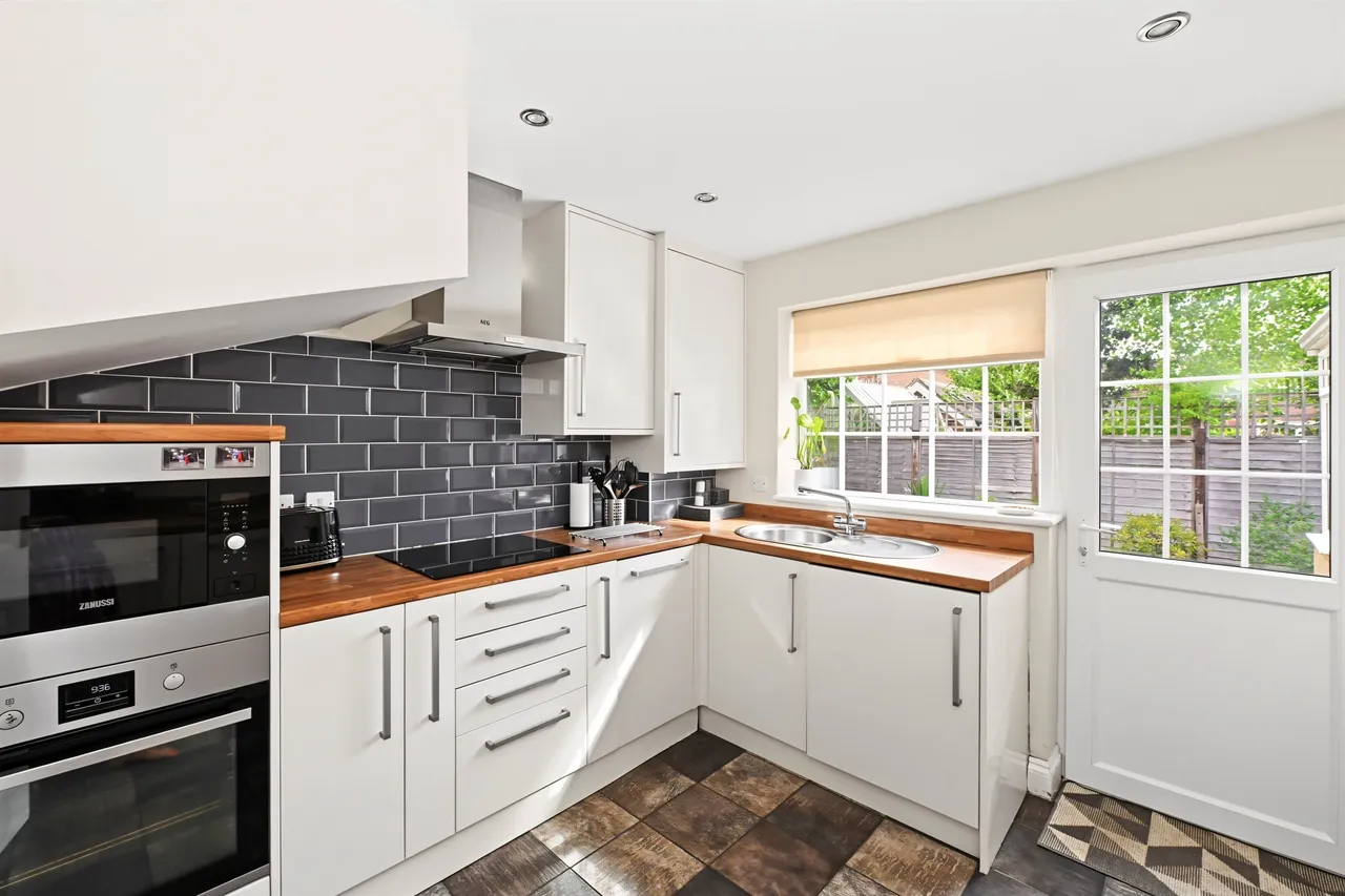 Old Farm, Pitstone, LU7, photo 6