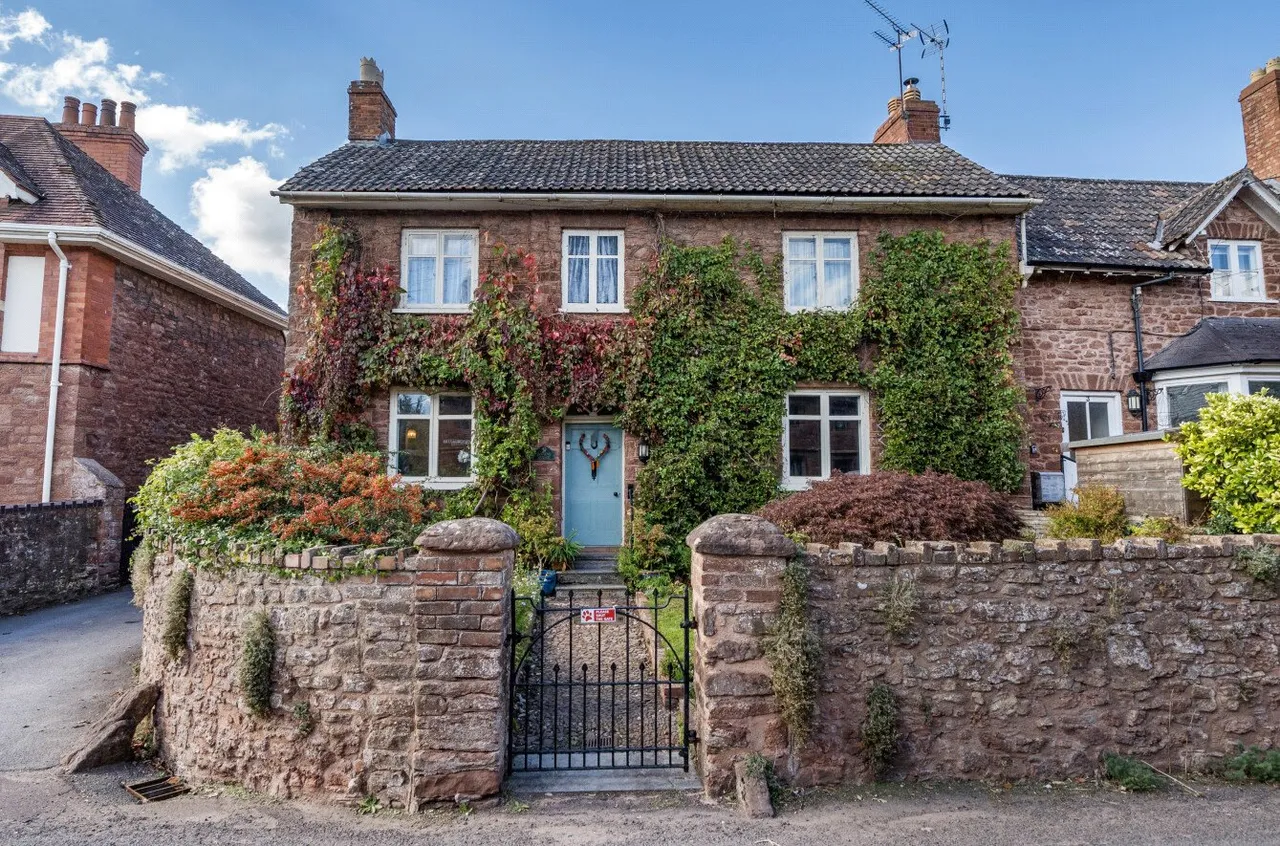 5 bed house for sale — High Street, Bishops Lydeard, Taunton, Somerset, TA4 3AX