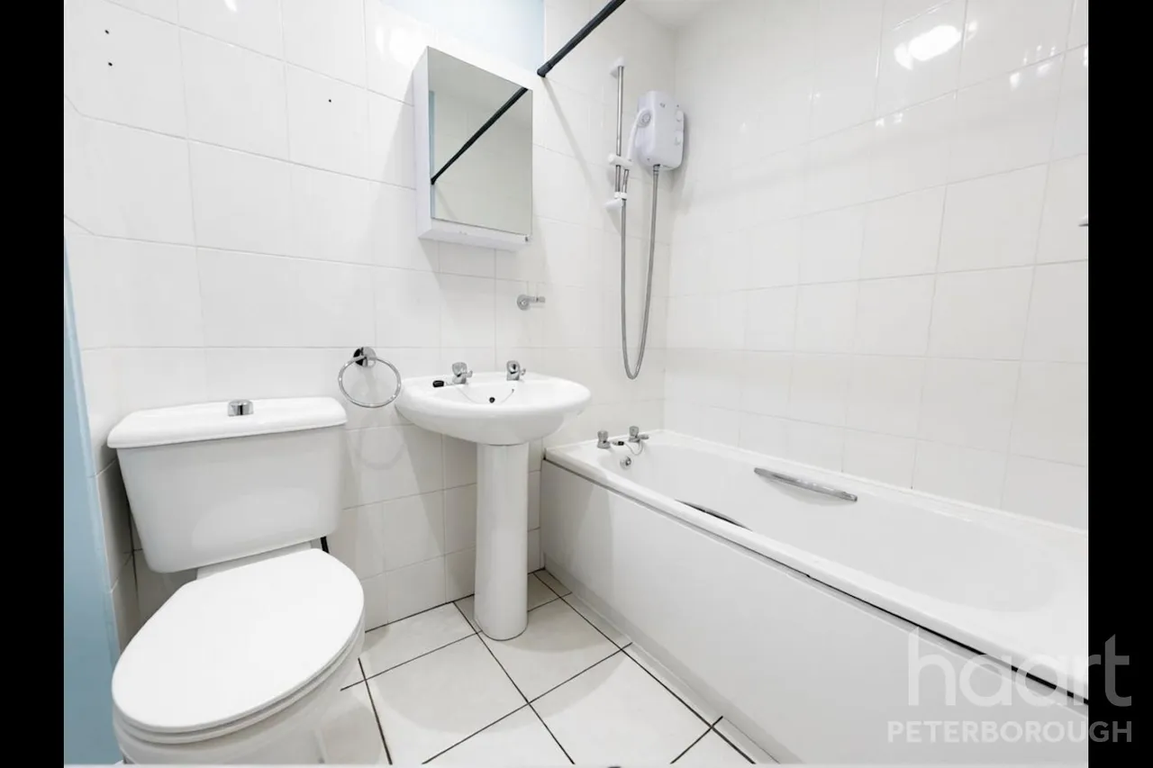 Mill Close, PE13, photo 9