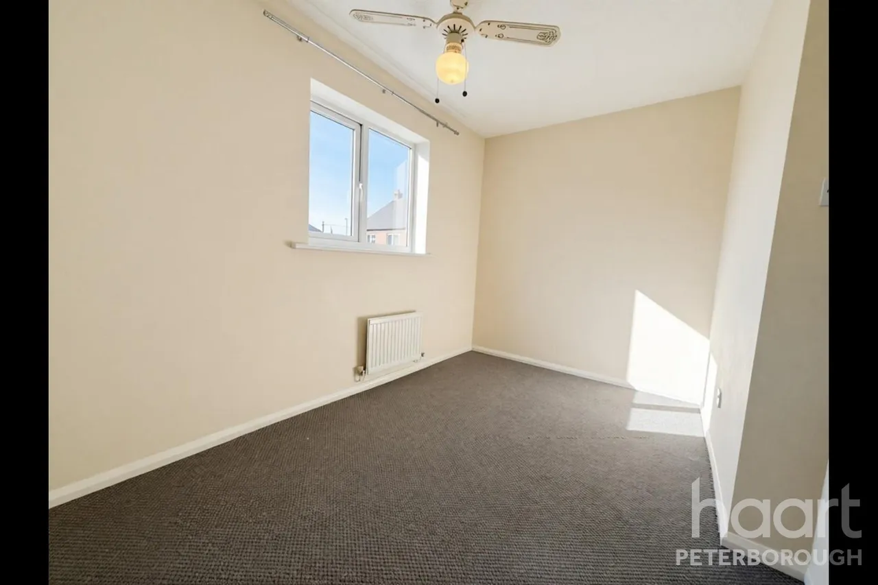 Mill Close, PE13, photo 6