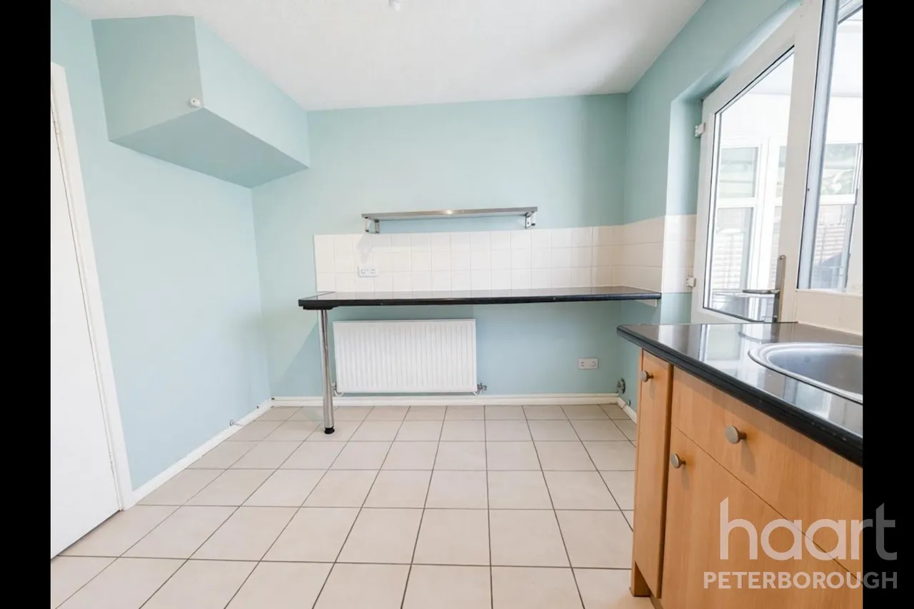 Mill Close, PE13, photo 8