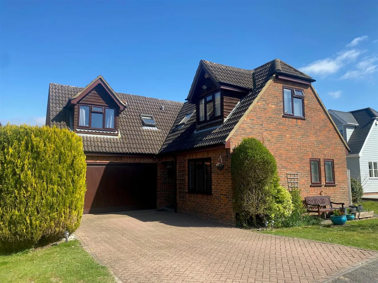 4 bed house for sale, Polesden View, Bookham, KT23