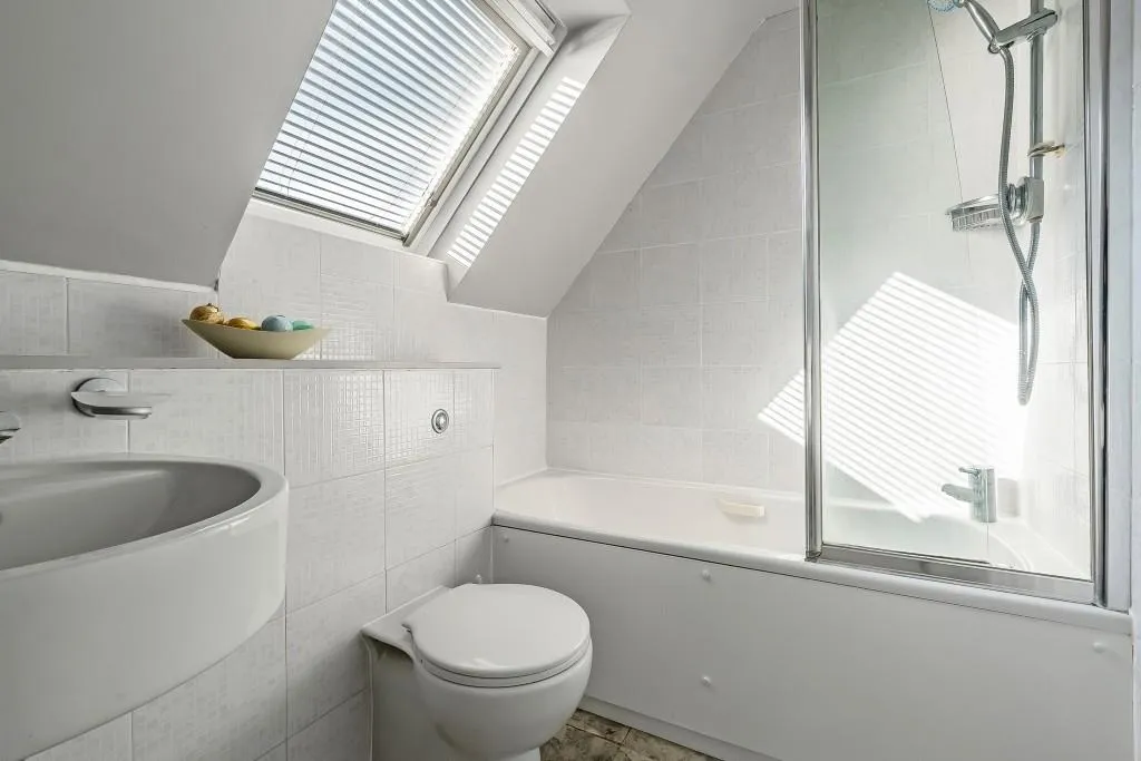 Polesden View, Bookham, KT23, photo 12