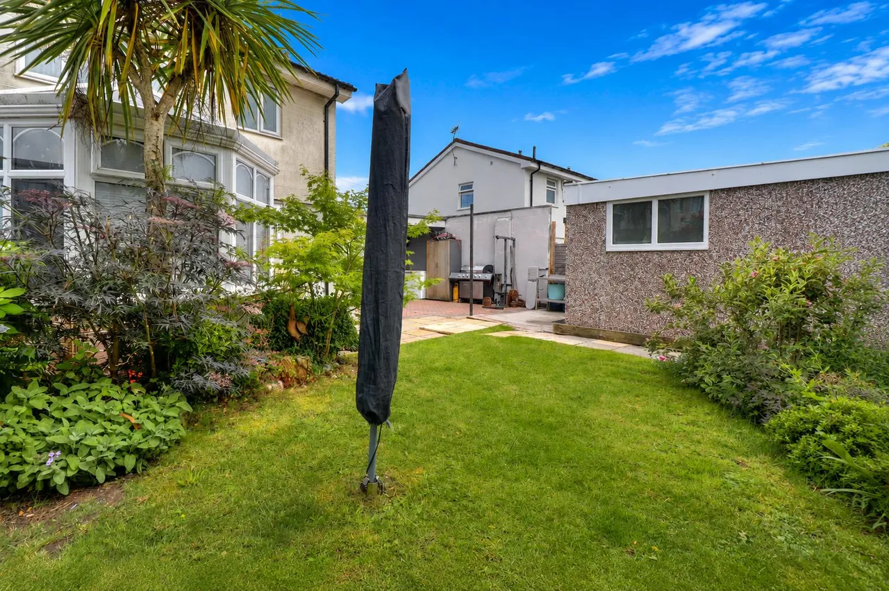 St. Marys Crescent, East Leake, LE12, photo 20