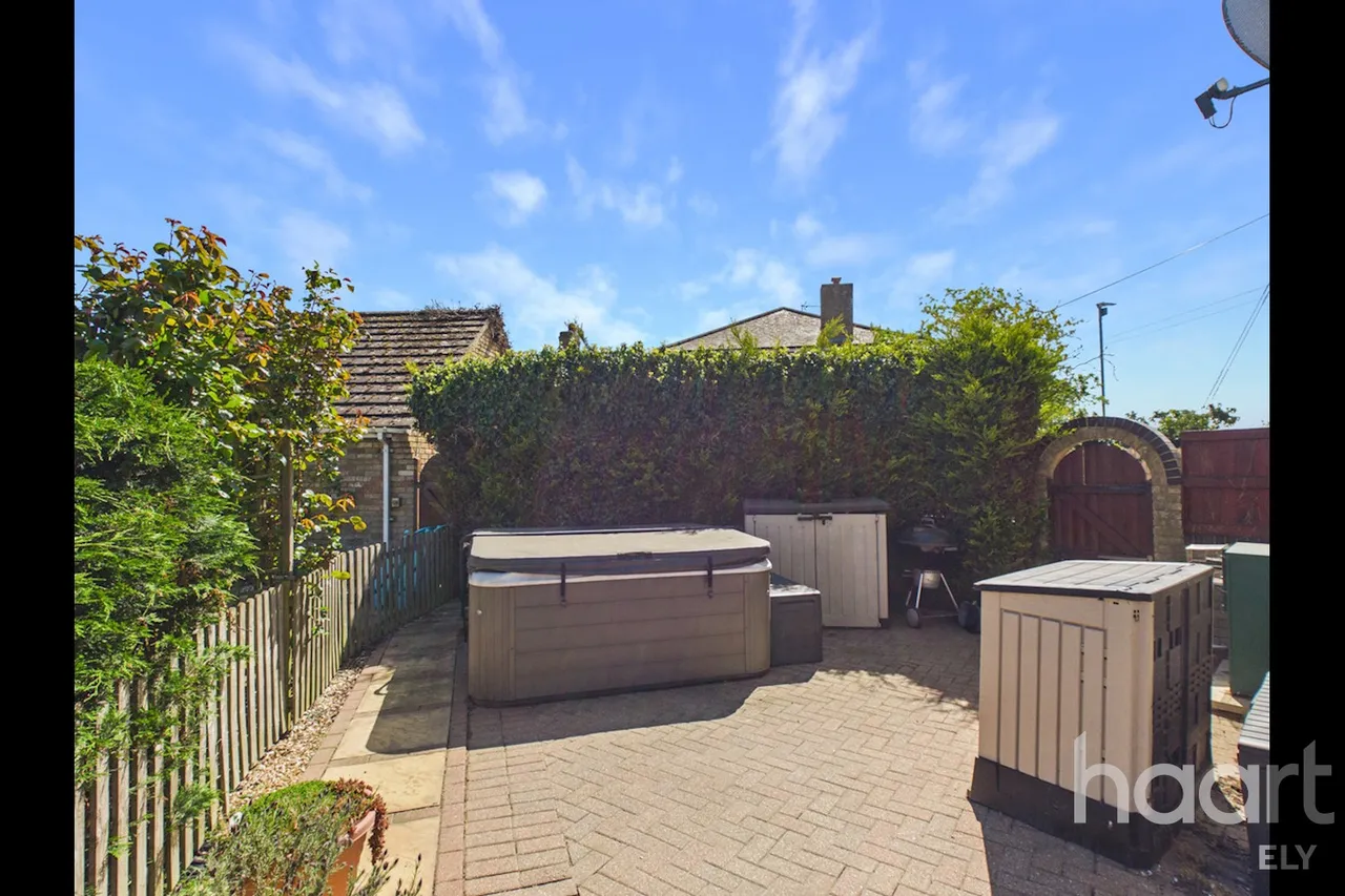 Newmarket Road, Stretham, CB6, photo 19