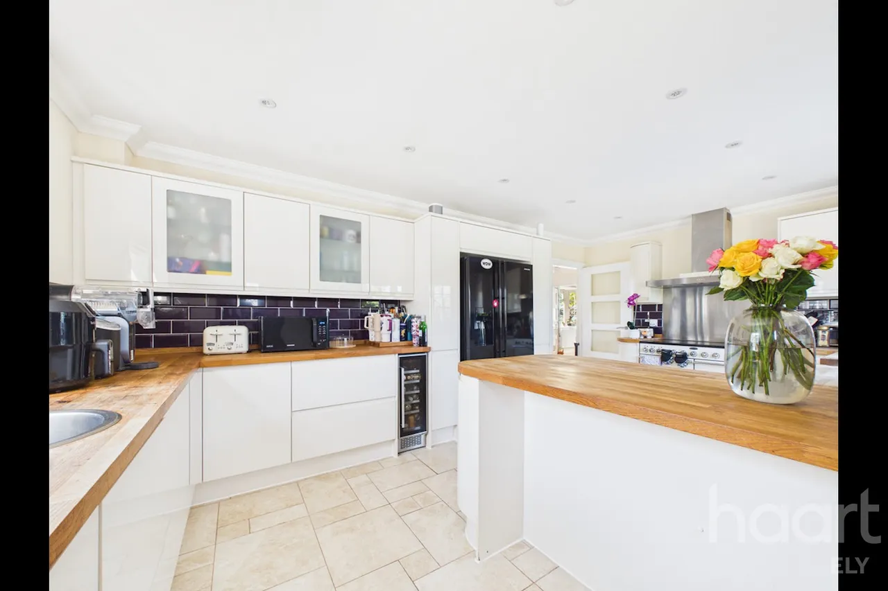 Newmarket Road, Stretham, CB6, photo 8