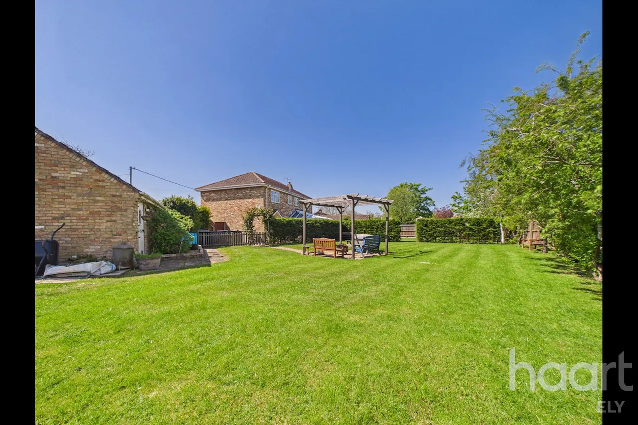 Newmarket Road, Stretham, CB6, photo 18