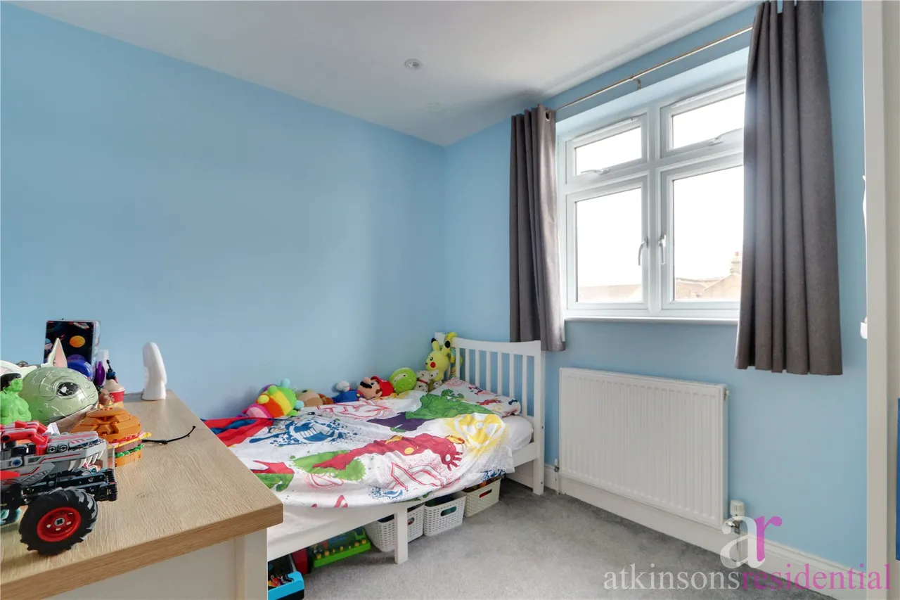 Layard Road, Enfield, Middlesex, EN1 4BA, photo 18