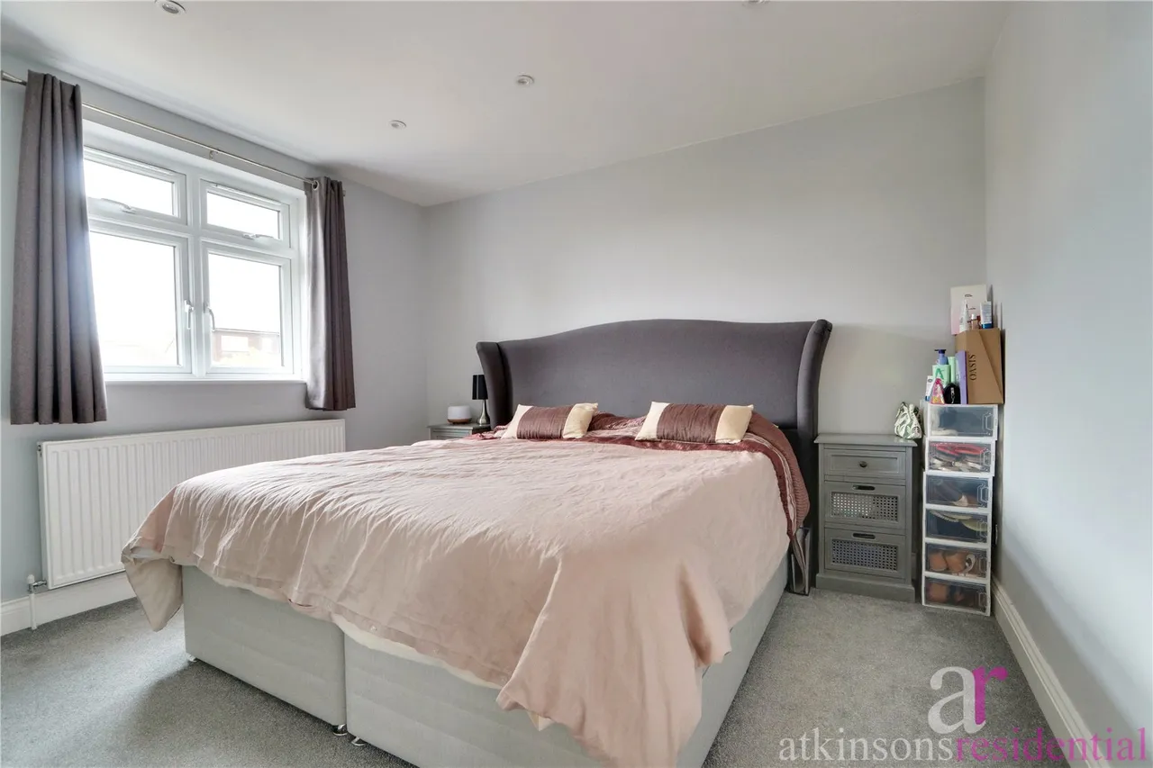 Layard Road, Enfield, Middlesex, EN1 4BA, photo 15