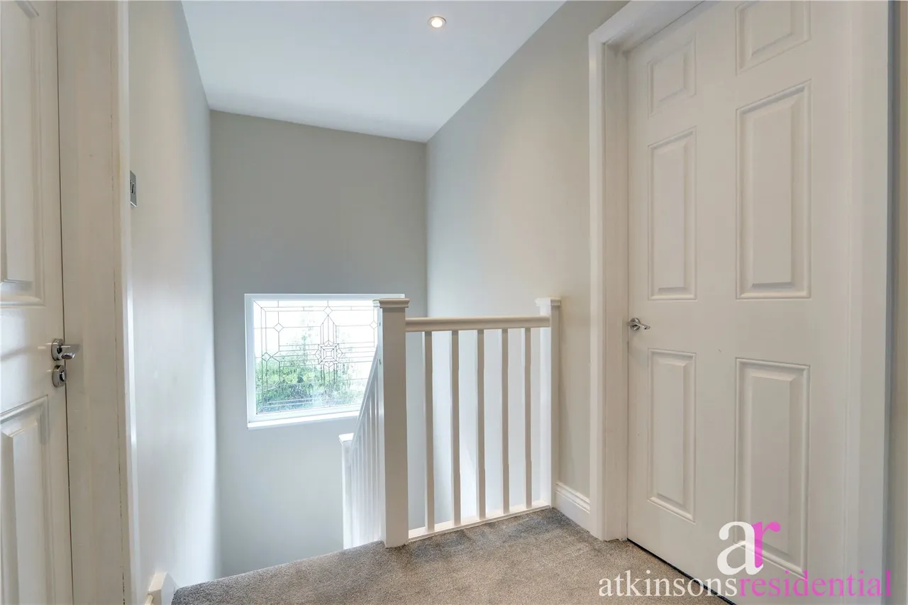 Layard Road, Enfield, Middlesex, EN1 4BA, photo 14