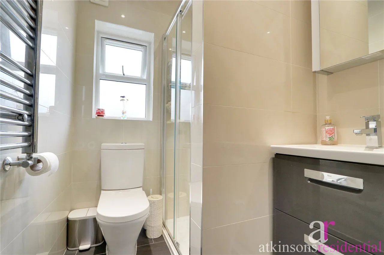 Layard Road, Enfield, Middlesex, EN1 4BA, photo 13