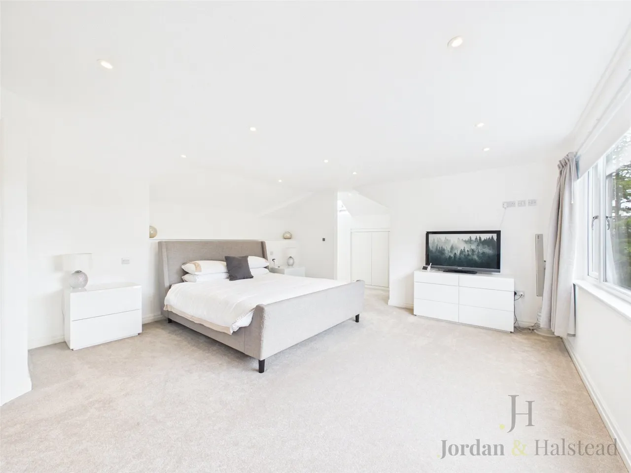 Park Road, Disley, Stockport, Greater Manchester, SK12 2NA, photo 8