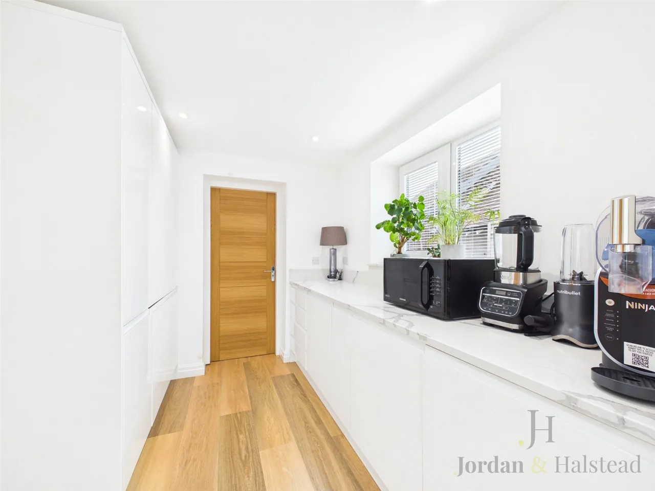Park Road, Disley, Stockport, Greater Manchester, SK12 2NA, photo 16