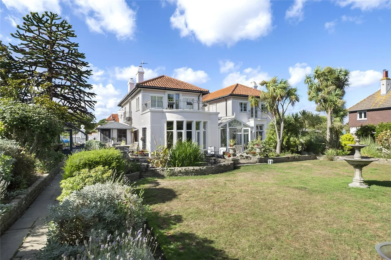 Richmond Avenue, Bexhill-on-Sea, TN39, photo 19