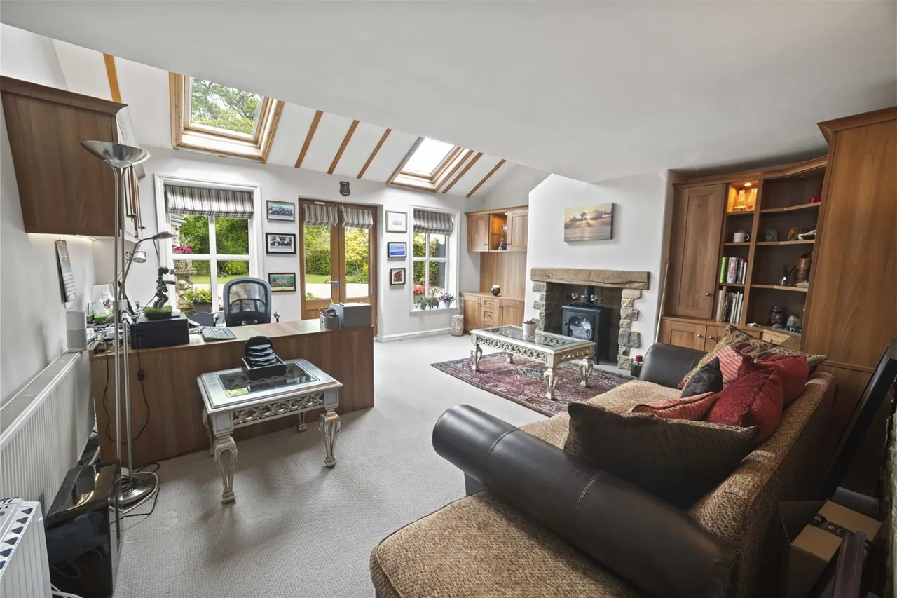 Over Alderley, Macclesfield, photo 8