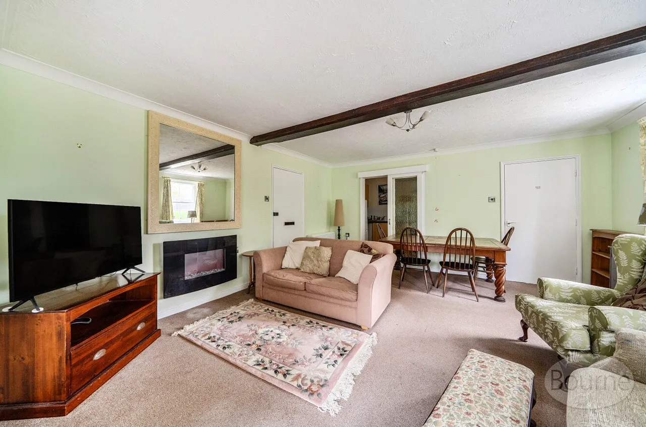 East Meon Road, Clanfield, PO8, photo 4