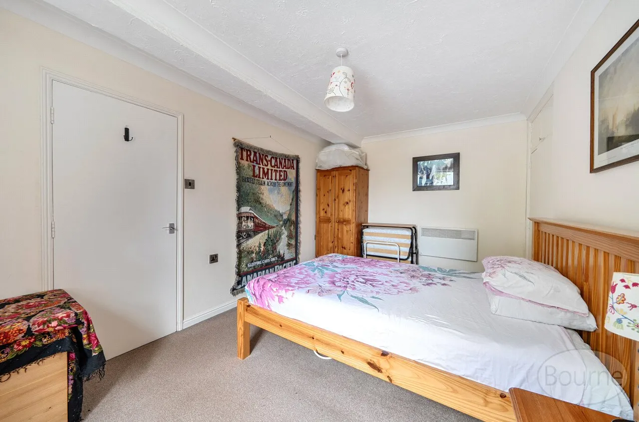 East Meon Road, Clanfield, PO8, photo 13