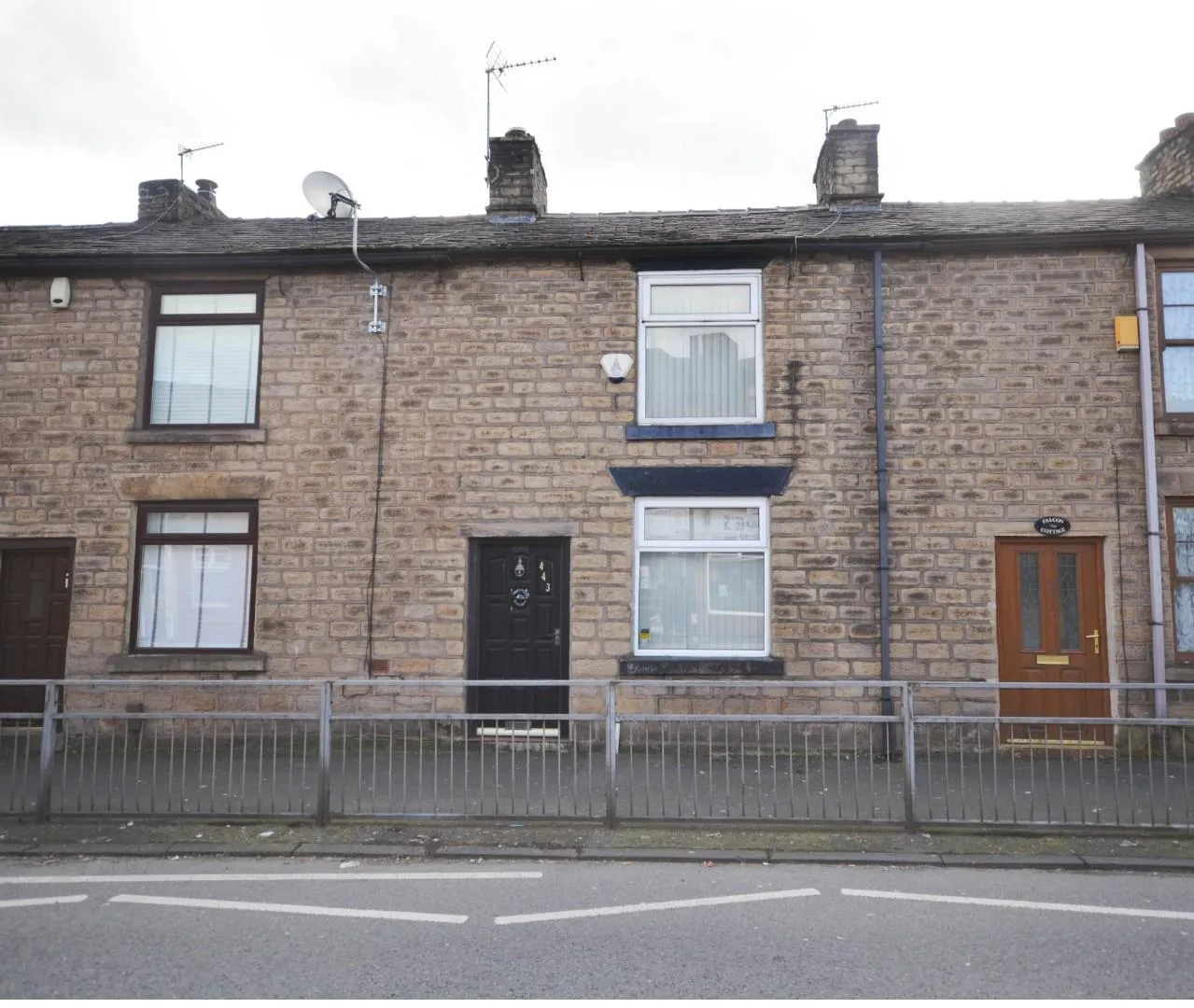 2 bed house for sale — Halliwell Road, Bolton, BL1 8DE