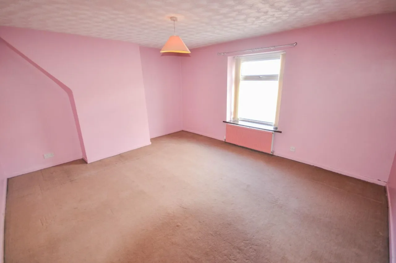 Halliwell Road, Bolton, BL1 8DE, photo 5