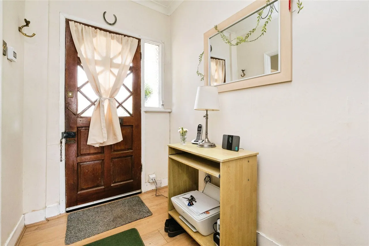 Leader Avenue, Manor Park, London, E12, photo 16