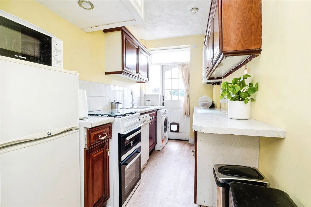 Leader Avenue, Manor Park, London, E12, photo 9