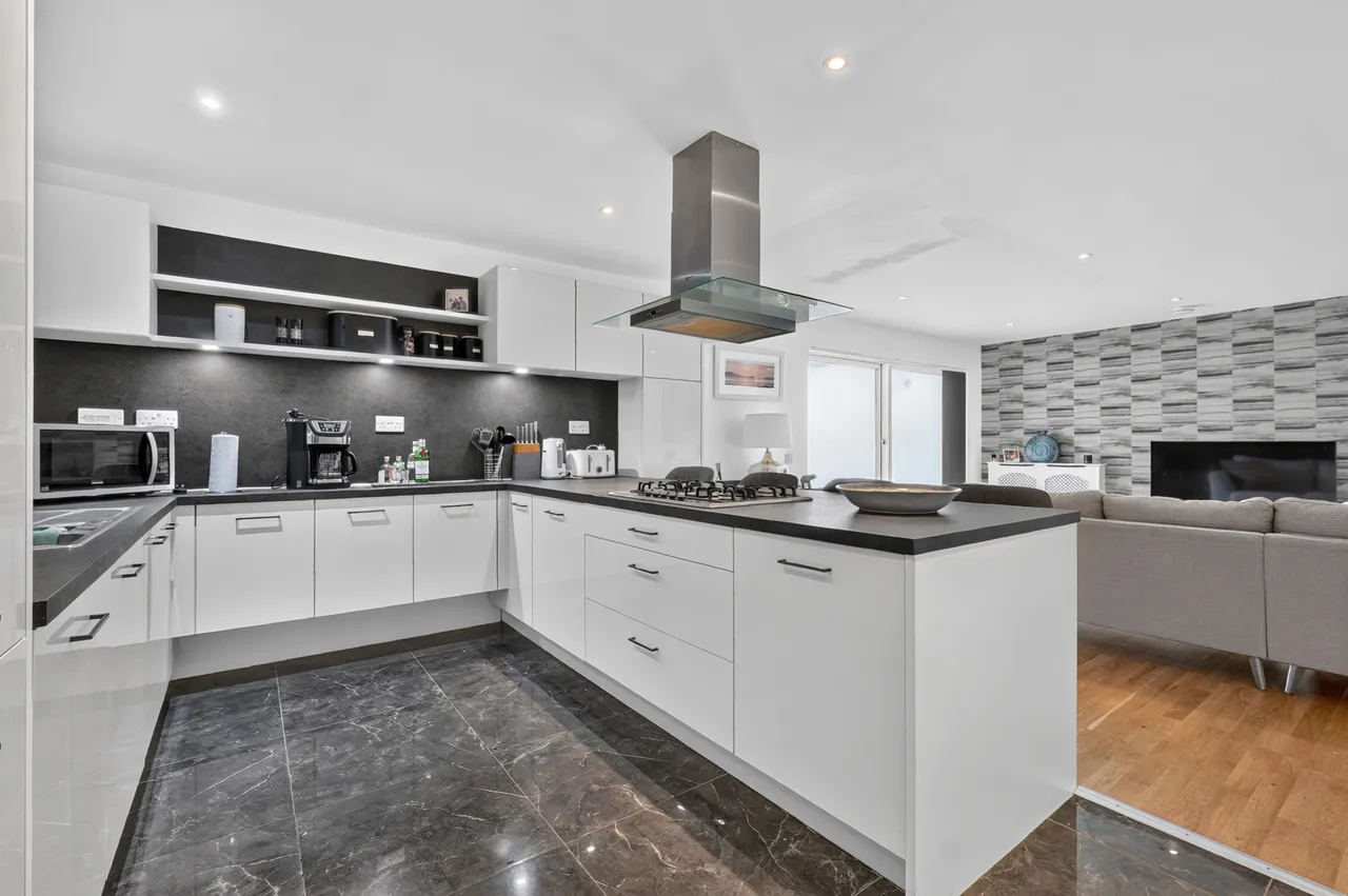 3 Beach View, Beach Road, Troon, KA10 6XQ, photo 8