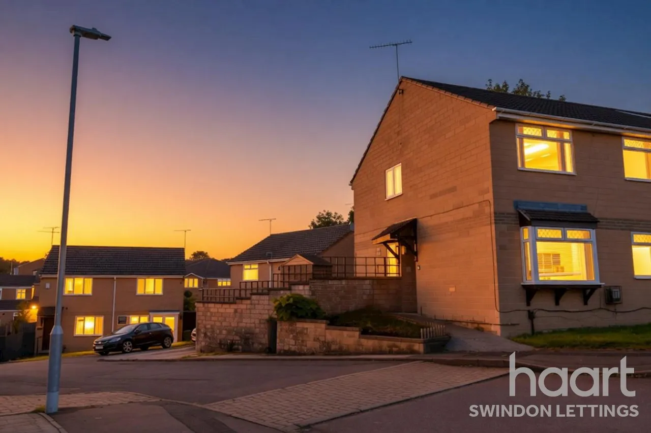 4 bed house to rent, Westminster Road, SN5