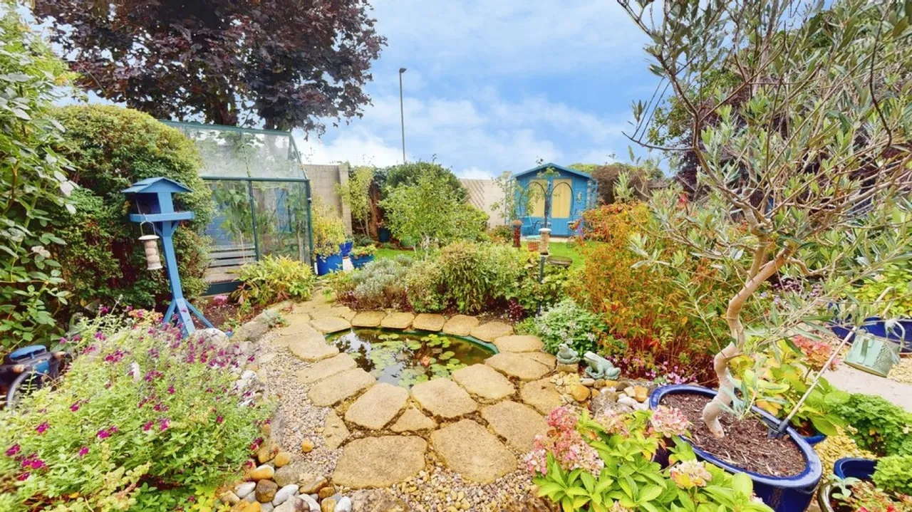 Up Hatherley, Cheltenham, GL51, photo 21