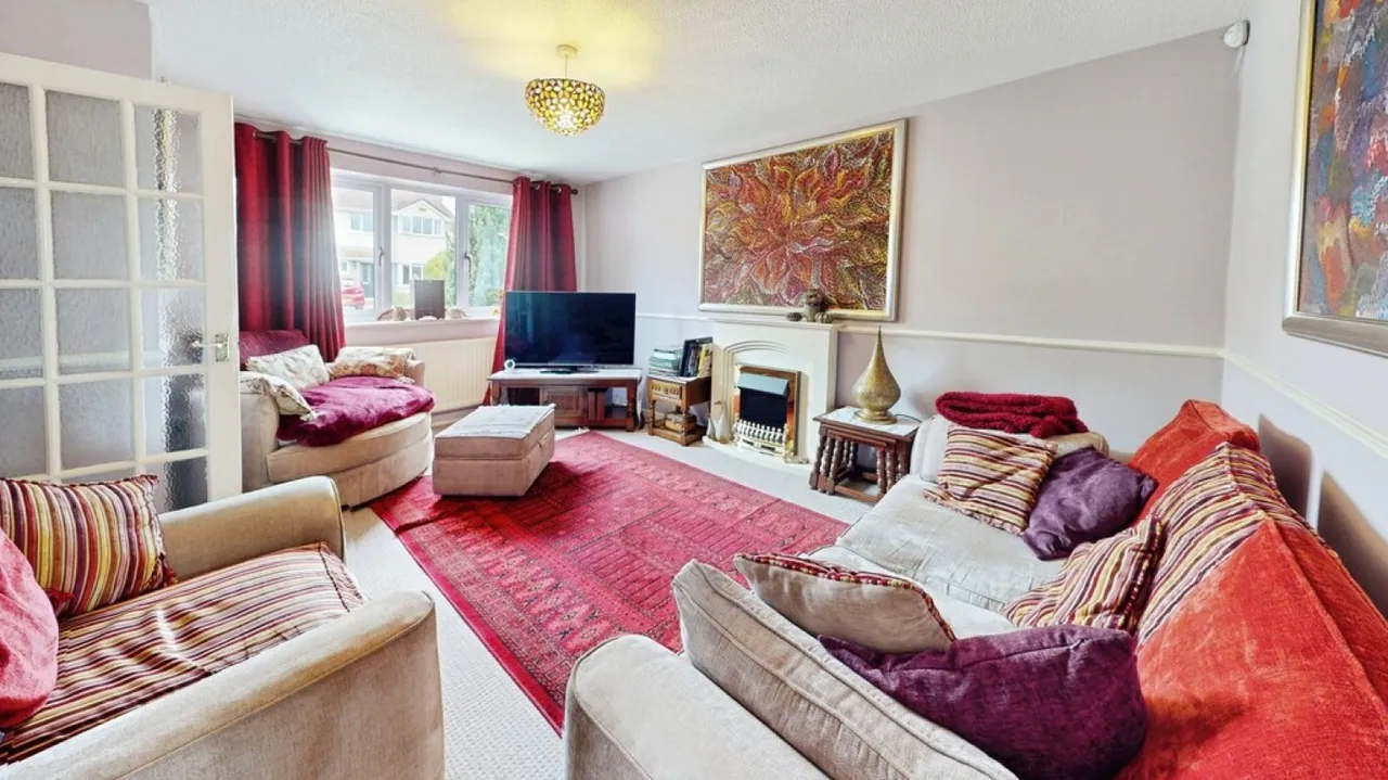 Up Hatherley, Cheltenham, GL51, photo 4
