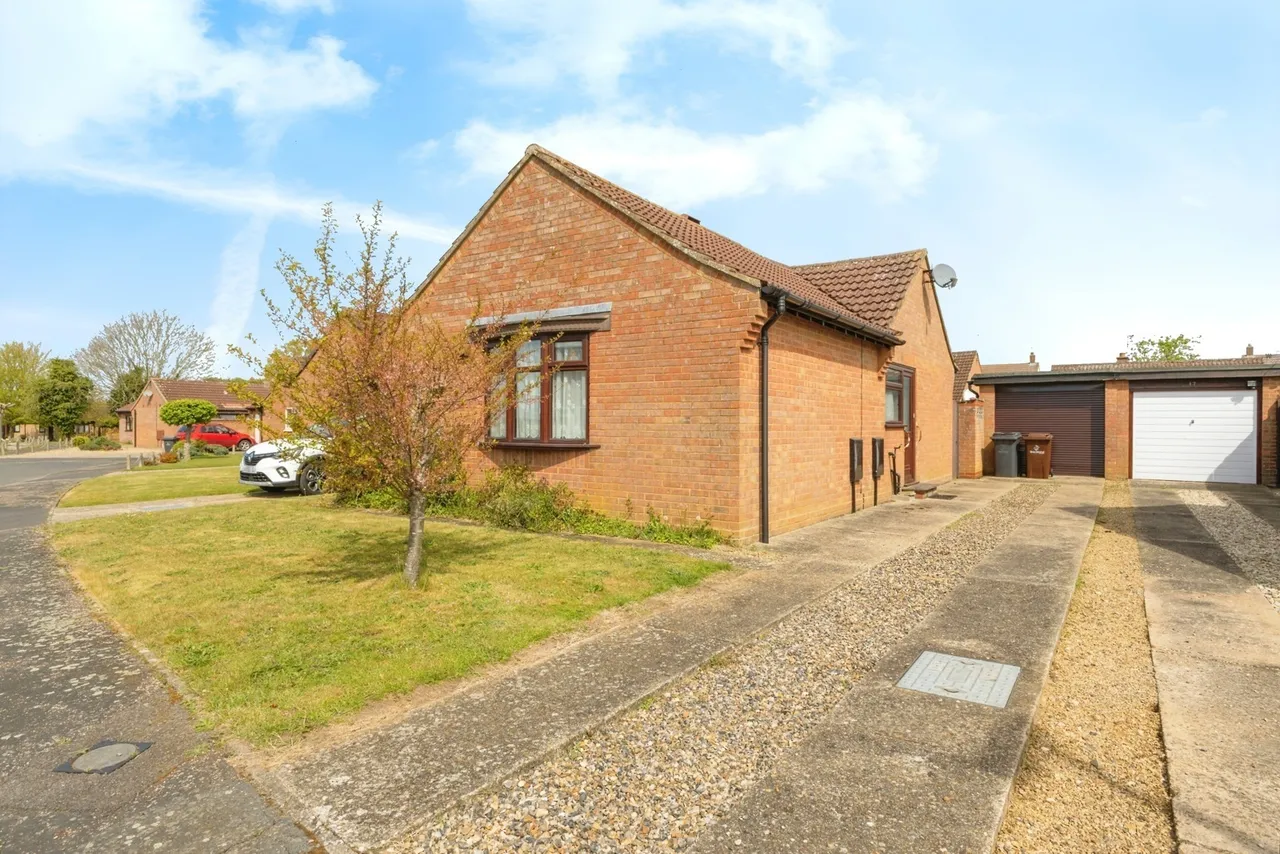 2 bed house for sale — Fleming Court, Watton, Thetford, Norfolk, IP25