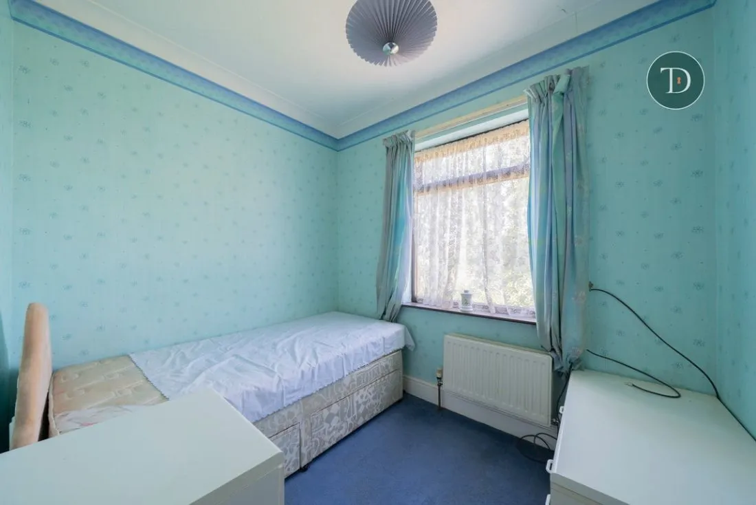 Pooltown Road, Ellesmere Port, CH65 7AG, photo 14
