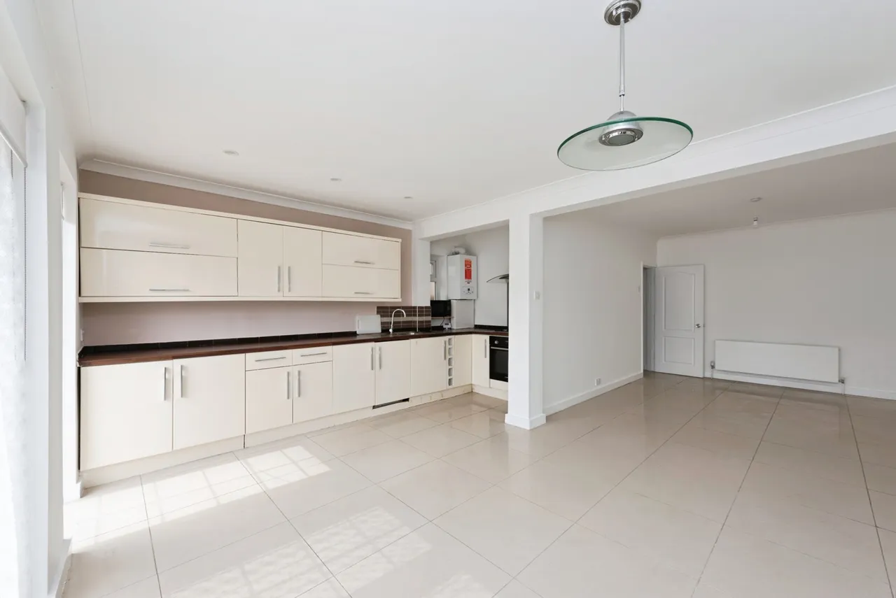 Prospect Close, Hounslow, TW3, photo 14