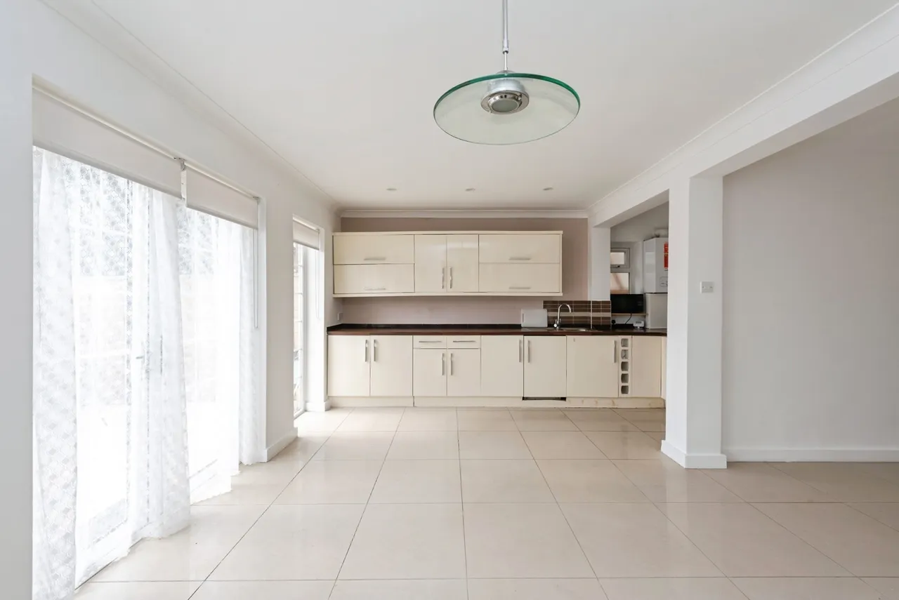 Prospect Close, Hounslow, TW3, photo 7