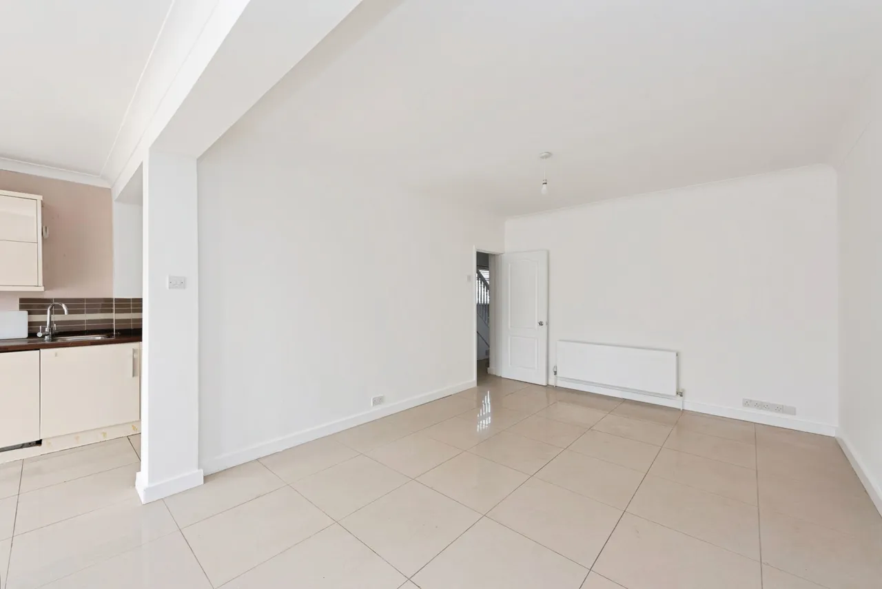 Prospect Close, Hounslow, TW3, photo 12