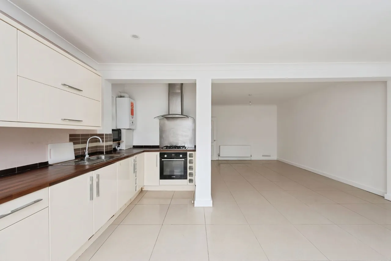 Prospect Close, Hounslow, TW3, photo 9