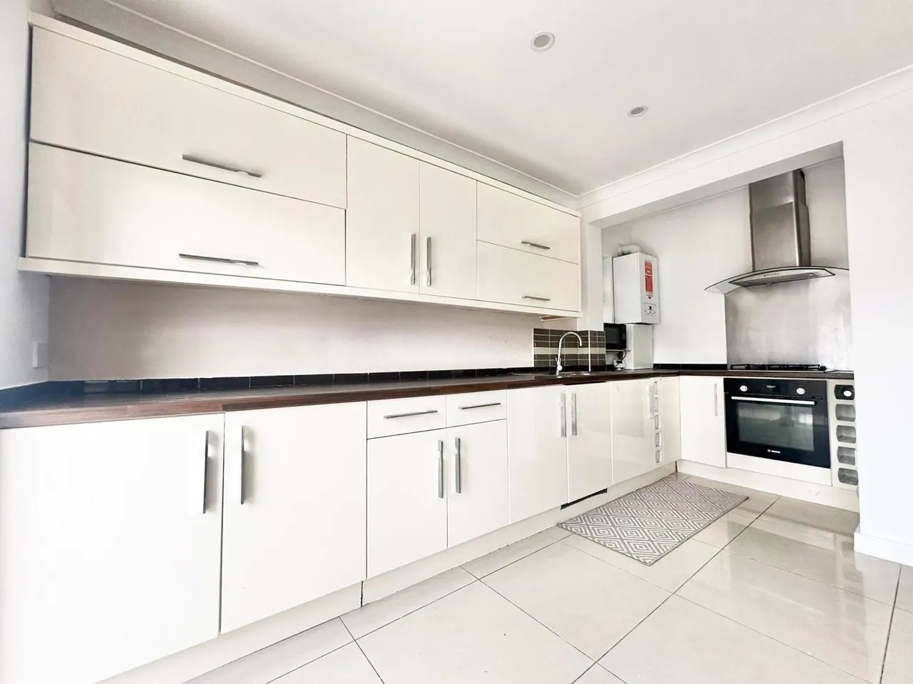 Prospect Close, Hounslow, TW3, photo 3