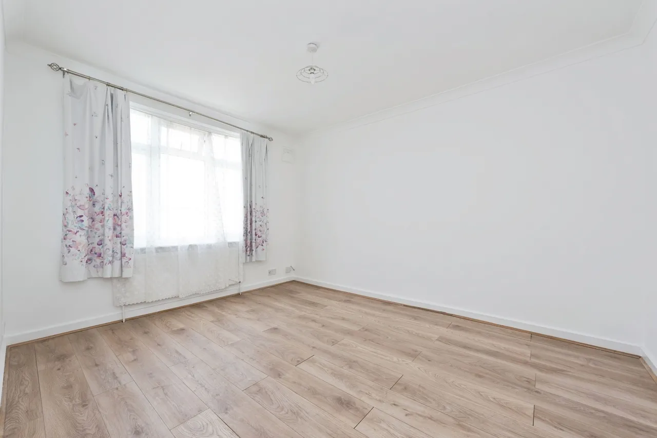 Prospect Close, Hounslow, TW3, photo 11