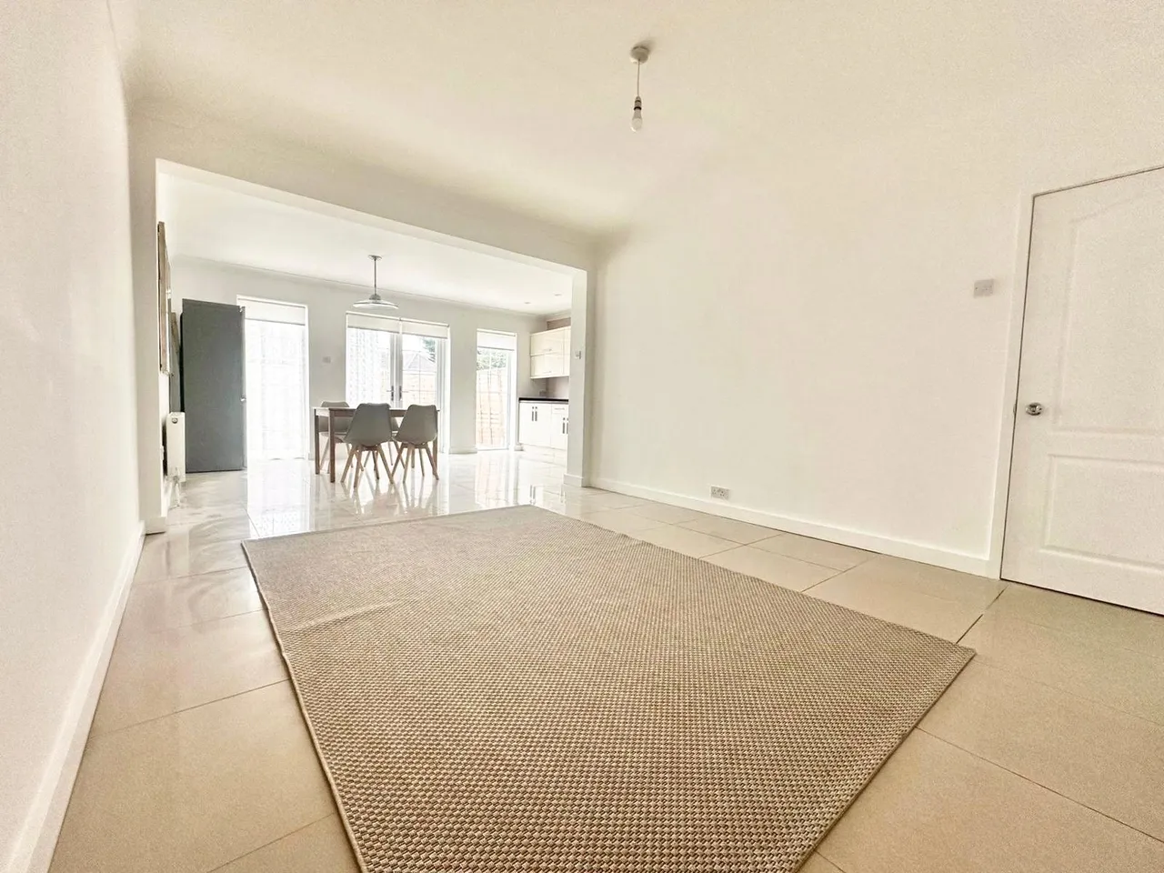 Prospect Close, Hounslow, TW3, photo 4