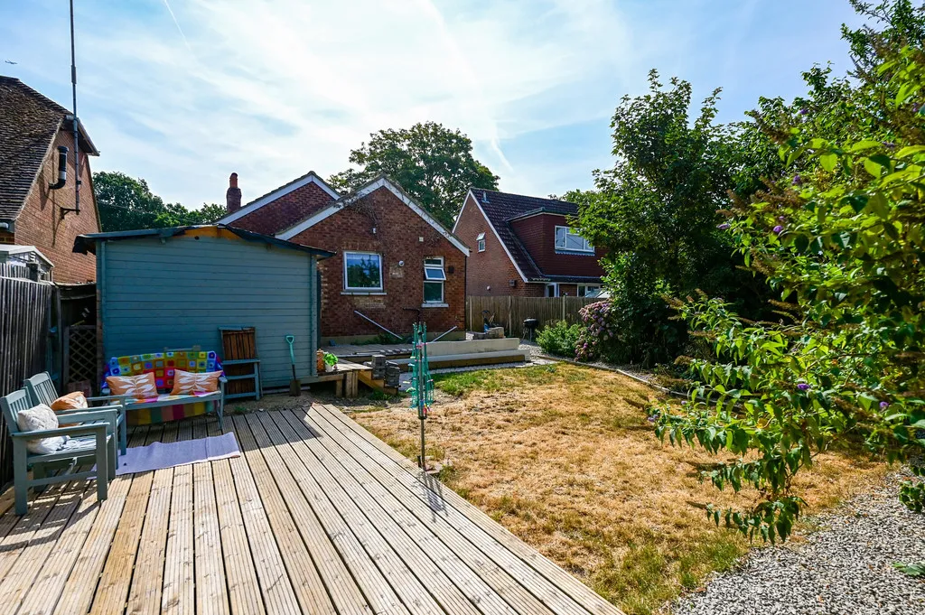 Cambridge Road, Owlsmoor, GU47, photo 11