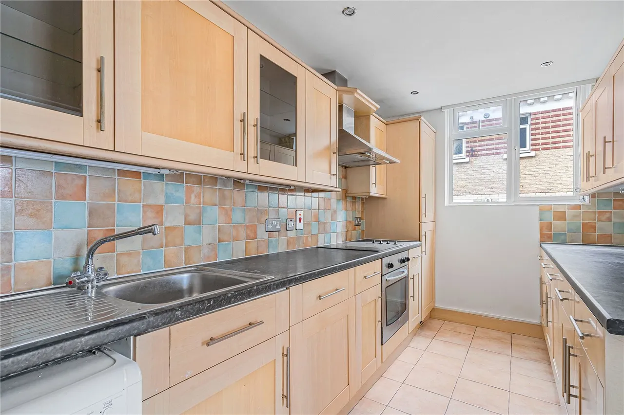 Keswick Road, London, SW15, photo 10