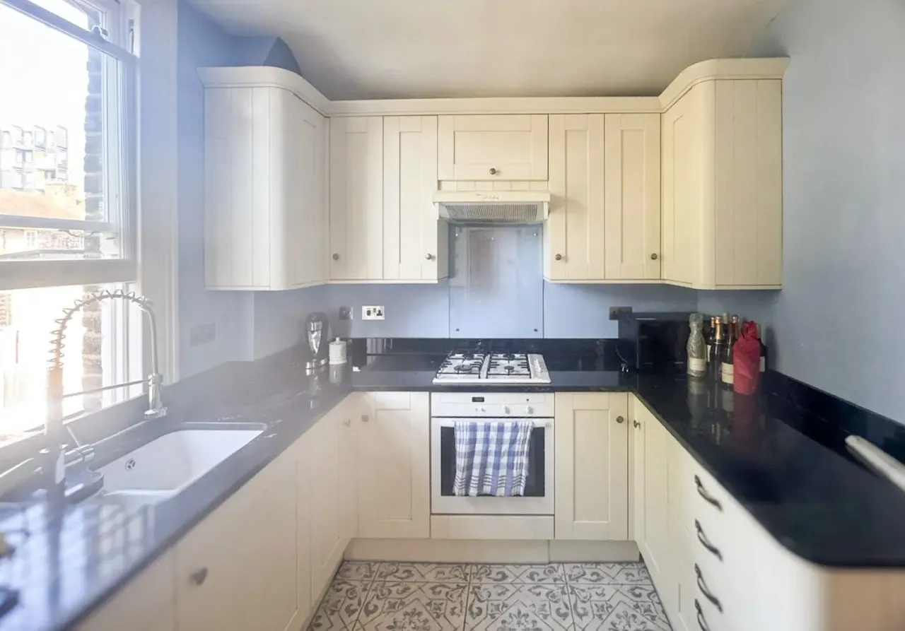 Hilda Road, London, E16, photo 4